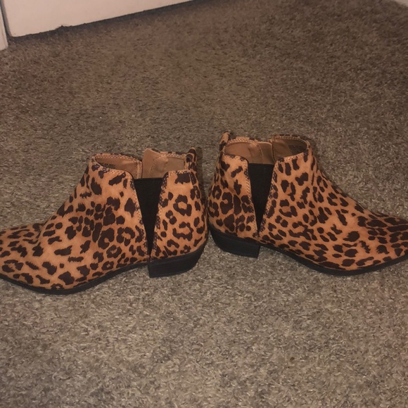 kohls leopard print boots